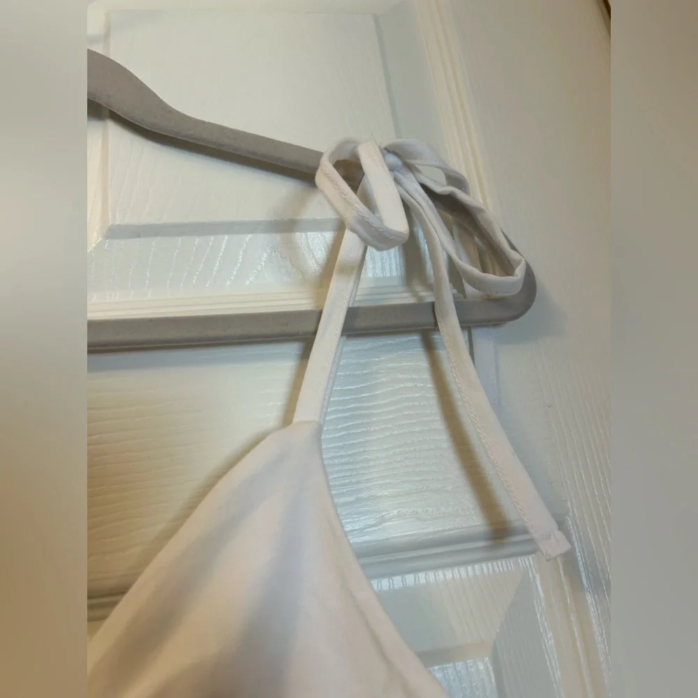 Forever 21 White Tie Strap Camisole - Picture 9 of 10